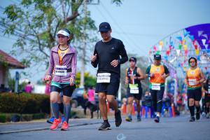 BIB: 41030, 42682
                            <button type="button" onclick="openModal(10098215)" class="btn btn-primary btn-sm float-right btn-popup" data-toggle="modal" data-target=".modal-high-quality">
                        <i class="fas fa-shopping-cart"></i> Add to Cart
                    </button>
                                            <button type="button" onclick="isThisMe(10098215, true)" class="btn btn-success btn-sm float-right btn-popup btn-isme hidden" data-toggle="tooltip" data-placement="bottom" title="นี่คือรูปของคุณใช่ไหม คลิกที่นี่เพื่อเอาเข้าอัลบั้ม">
                        <i class="fas fa-plus"></i> Add to album
                    </button>
                    <button type="button" onclick="isThisMe(10098215, false)" class="btn btn-warning btn-sm float-right btn-popup btn-isnotme hidden">
                        <i class="fas fa-ban"></i> Remove from album
                    </button>